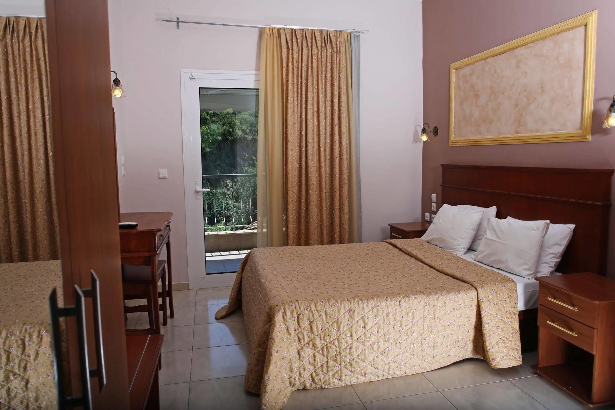 Appartement Alexandrina à Mola Kalyva Extérieur photo
